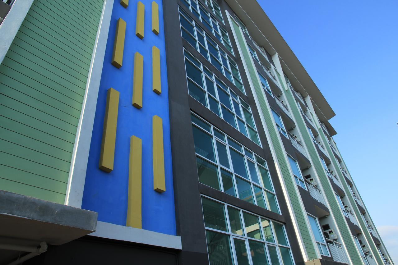 Aparthotel Modernbright Laemchabang Bang Lamung Zewnętrze zdjęcie