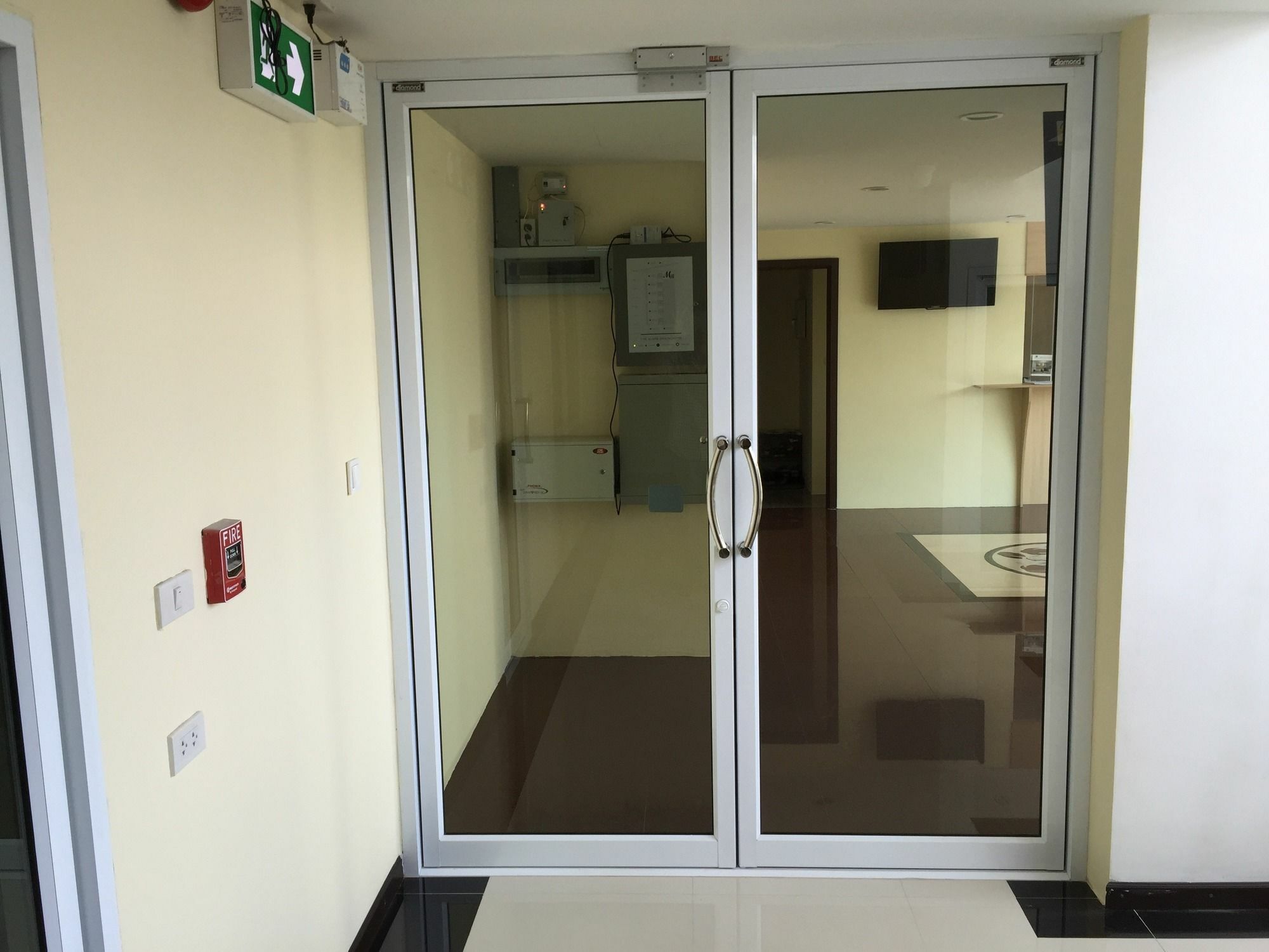 Aparthotel Modernbright Laemchabang Bang Lamung Zewnętrze zdjęcie