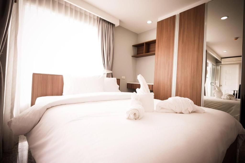Aparthotel Modernbright Laemchabang Bang Lamung Zewnętrze zdjęcie